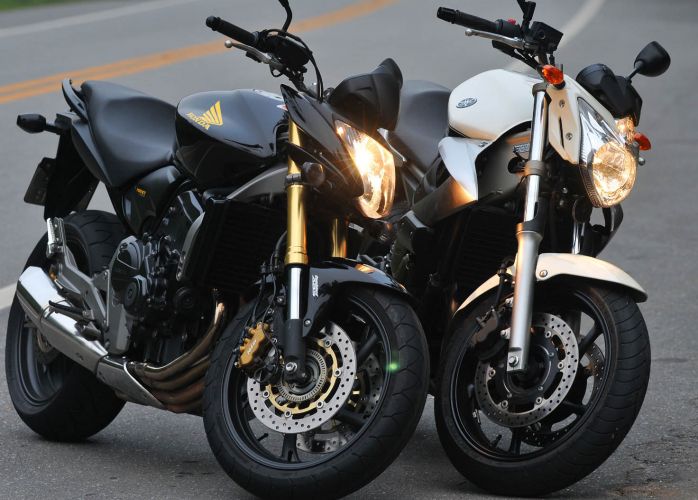 Honda hornet vs yamaha xj6 #5