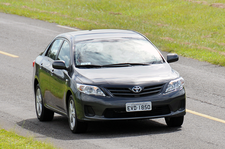 toyota corolla 2012. Toyota Corolla recebe