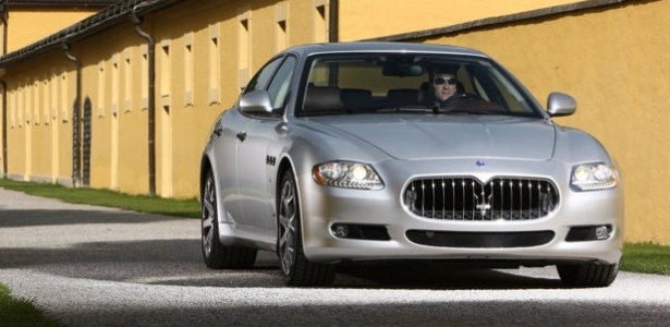 Maserati Quattroporte (foto) e GranTurismo fabricados entre 2004 e 2008 terão de passar por verificação - Divulgação