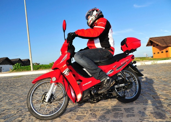 Dafra Super (50cc) - Preco, Ficha Tecnica, Consumo, Fotos e Video