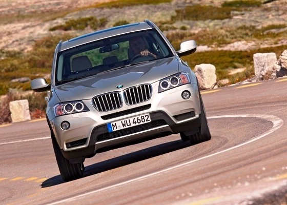 O SUV compacto X3 pode ser o veículo que a BMW montará na planta brasileira - Divulgação
