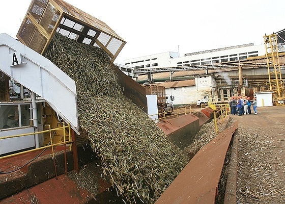 <b>Usina de cana-de-açúcar na região de Ribeirão Preto, em São Paulo</b> - Silva Júnior/Folhapress