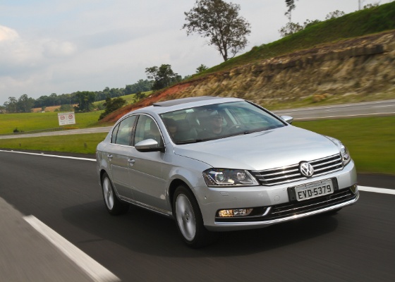  Volkswagen trae el Passat de séptima generación por R$ .  iniciales
