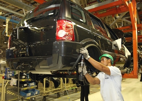 Linha de montagem do EcoSport em Camaçari (BA): um grande negócio para a Ford - Folhapress